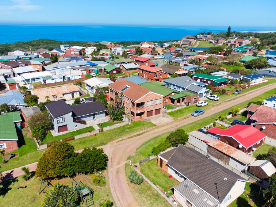 5 Bedroom Property for Sale in Seavale Eastern Cape